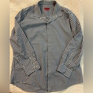 Men’s size XL navy gingham button up shirt